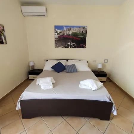 Omero 2 - Center Villa *